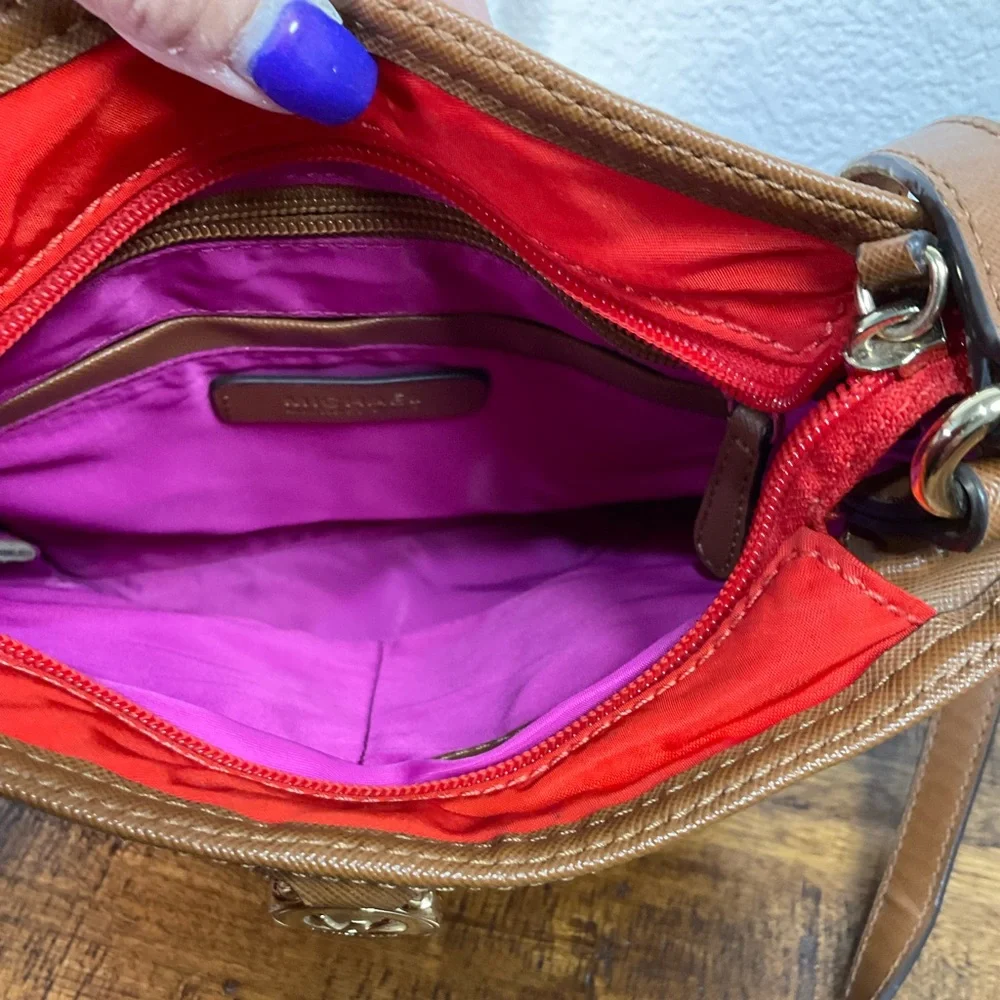 Michael Kors Kempton‎ MK Signature Nylon Messenger Crossbody